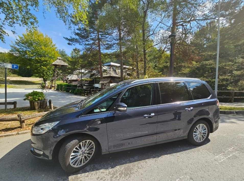Ford Galaxy family taxi, Rovinj transfer service